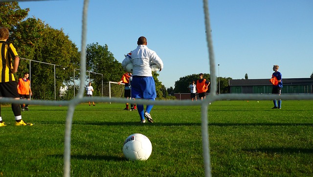 企业在激烈 企业在激烈